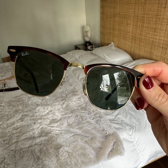 RAYBAN CLUBMASTER CLASSIC - POLISHED TORTOISE ON GOLD - NEW - Picture 2 of 7